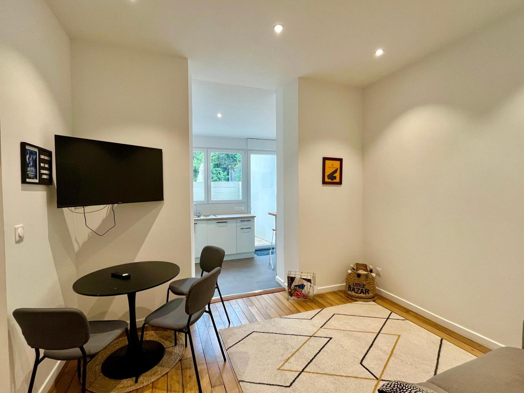 Apartment Clovis 2 *